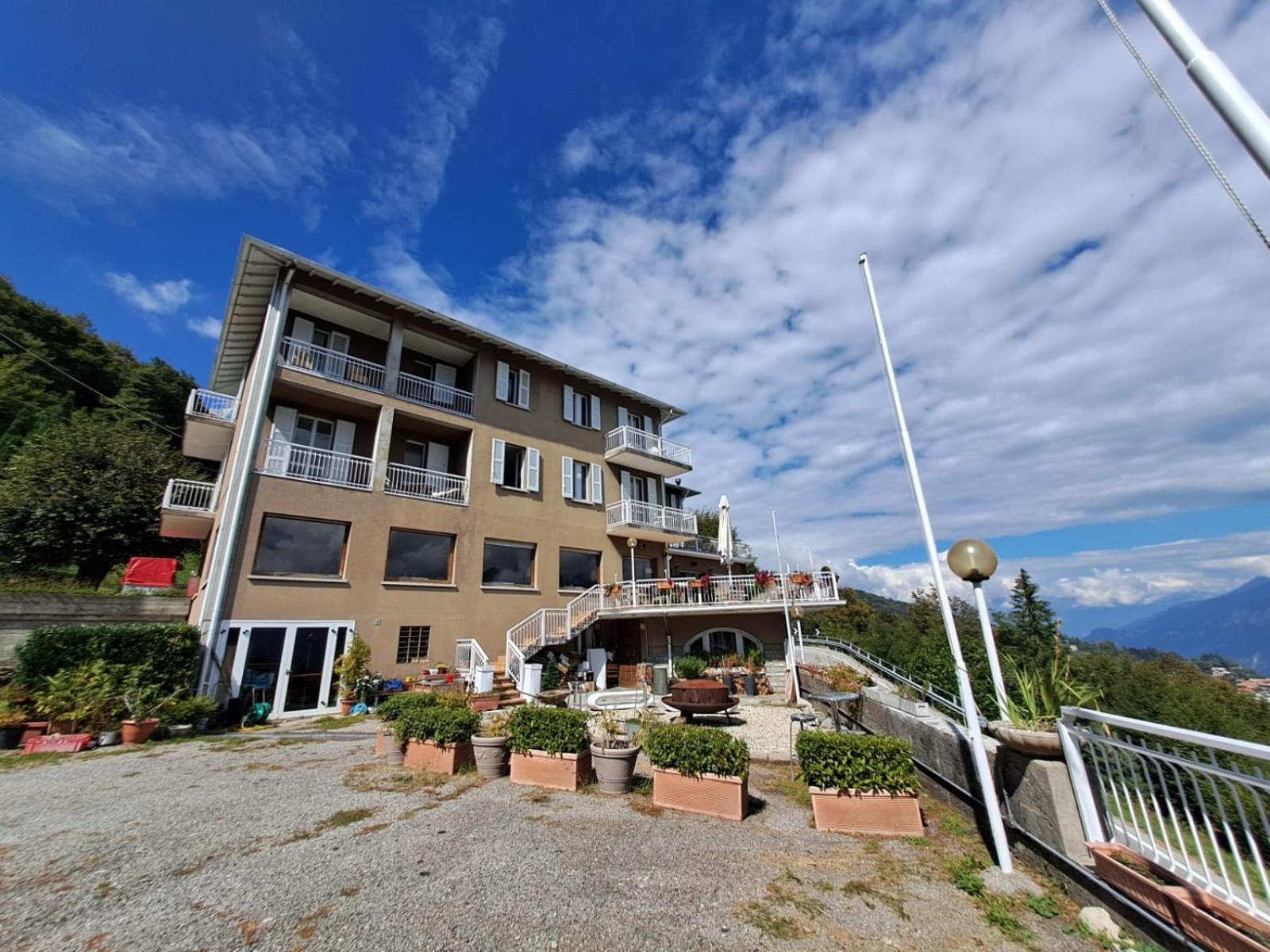 Hotel Provinciale 79 Magreglio Exterior foto